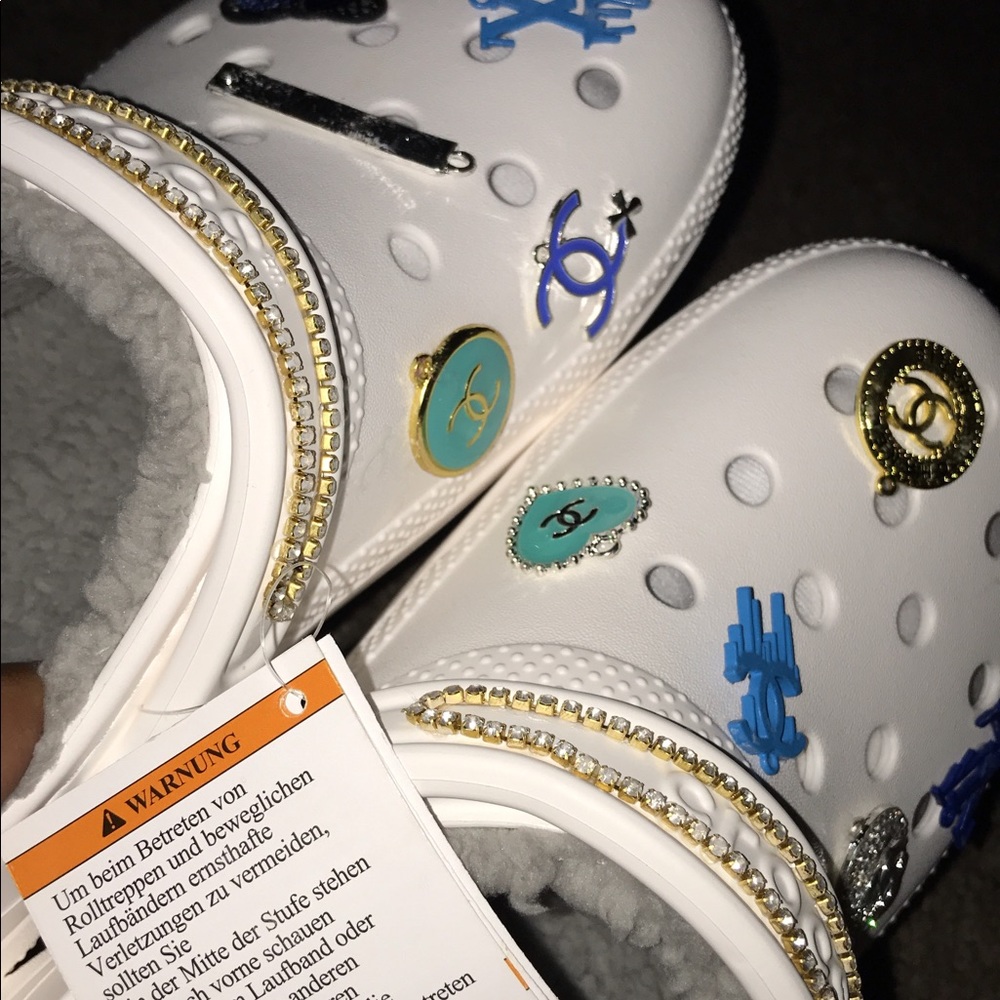 Custom Crocs Ad - Picture 3 of 9